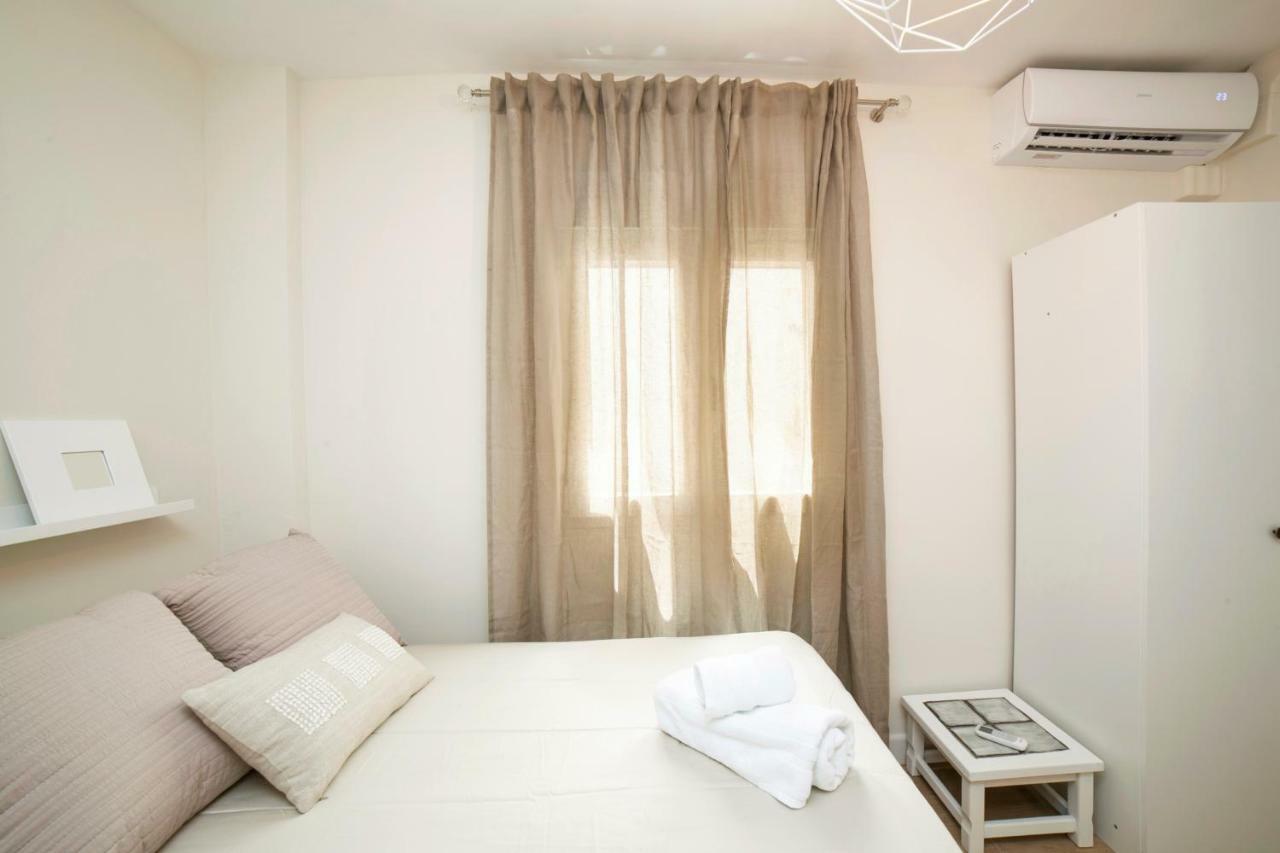 Alohamundi Pureza Appartement Sevilla Buitenkant foto